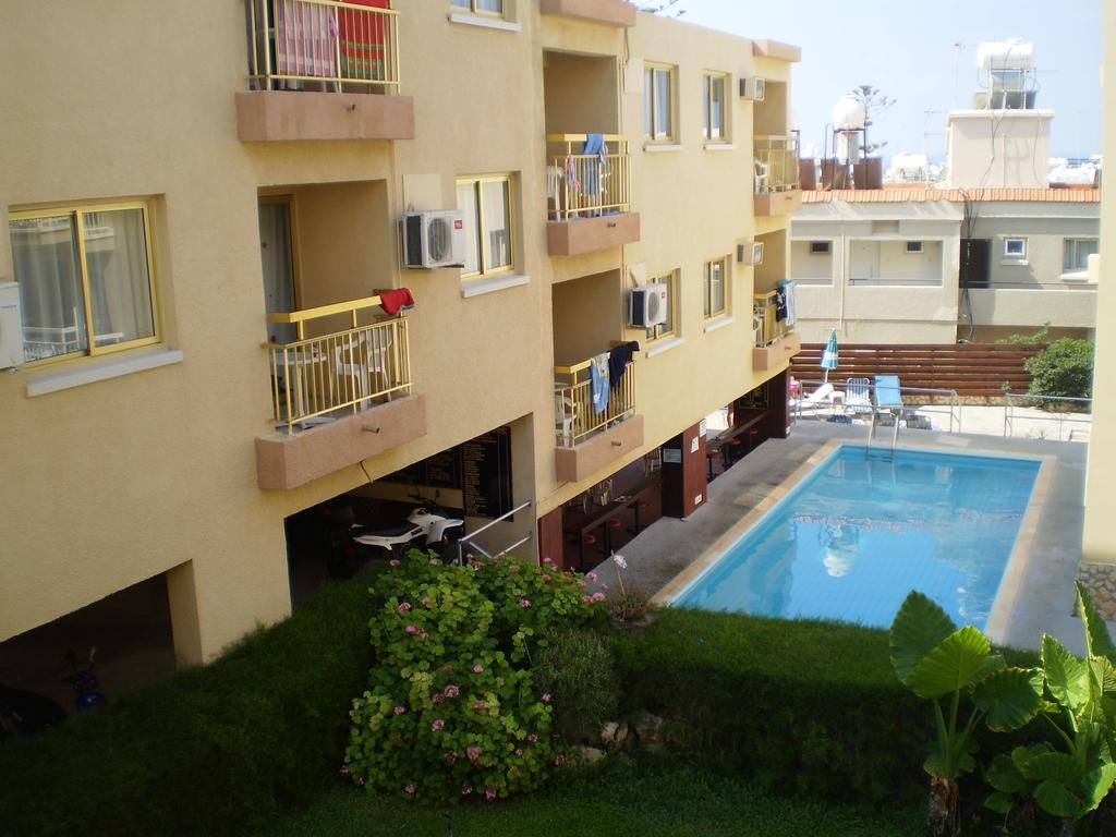 Barbara Tourist Apartments Agia Napa Buitenkant foto