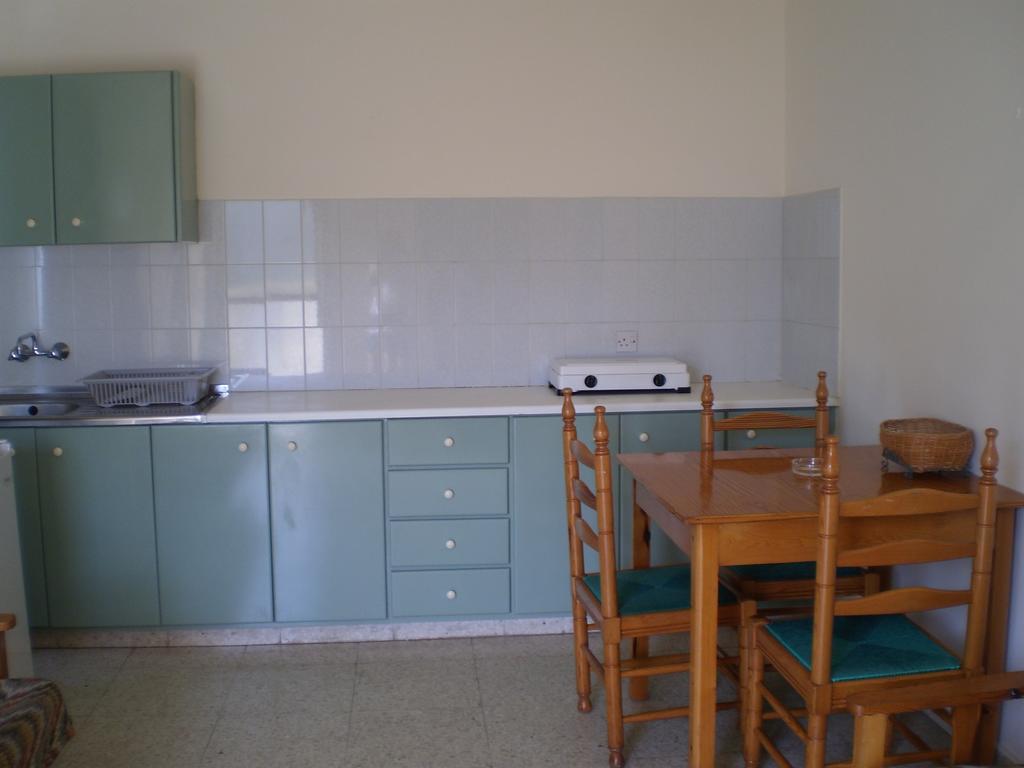 Barbara Tourist Apartments Agia Napa Kamer foto